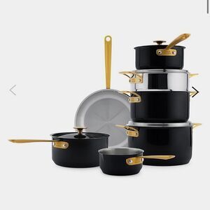 Chuck Hughes

Black Crab Stainless Steel 11-Piece Cookware Set